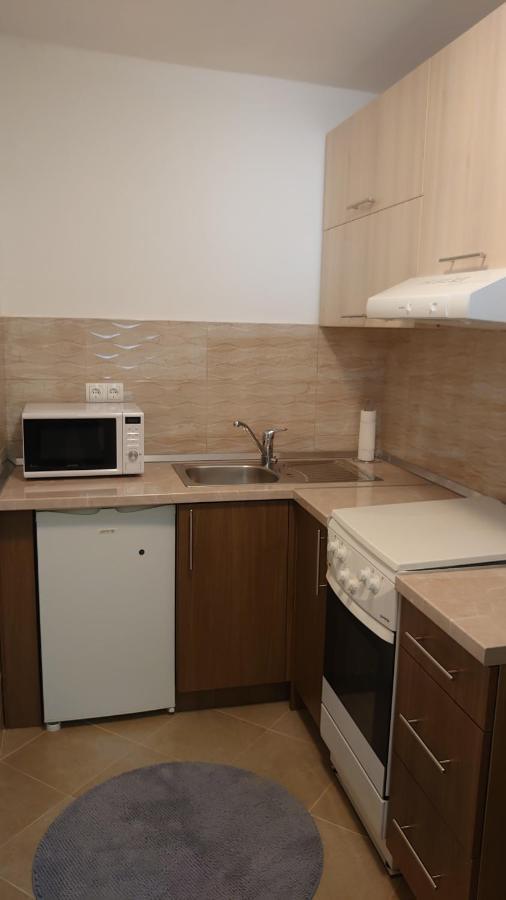 Apartments Tulipan - With Free Private Parking Garage Mostar Ngoại thất bức ảnh