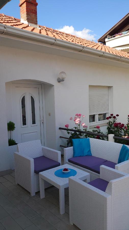 Apartments Tulipan - With Free Private Parking Garage Mostar Ngoại thất bức ảnh