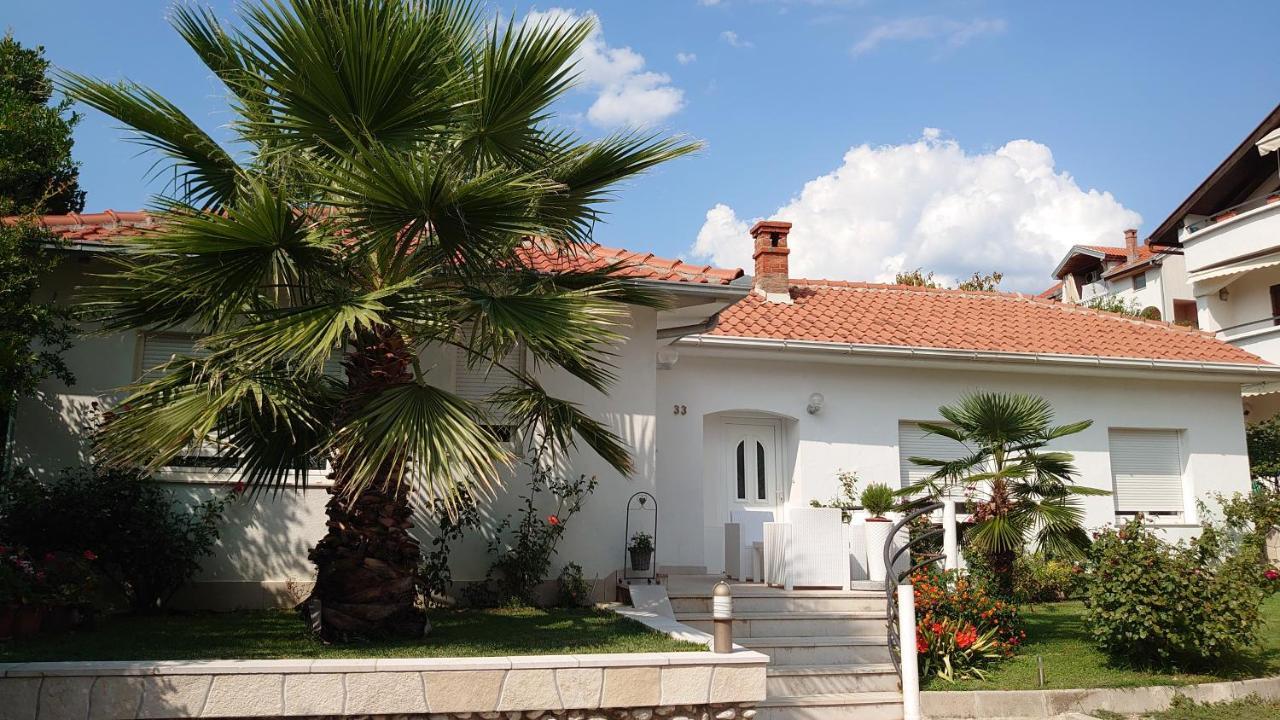 Apartments Tulipan - With Free Private Parking Garage Mostar Ngoại thất bức ảnh