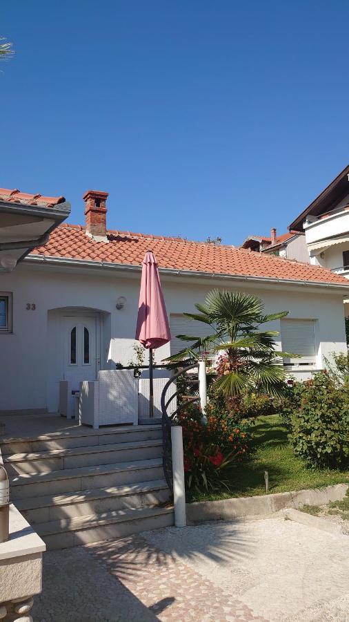 Apartments Tulipan - With Free Private Parking Garage Mostar Ngoại thất bức ảnh