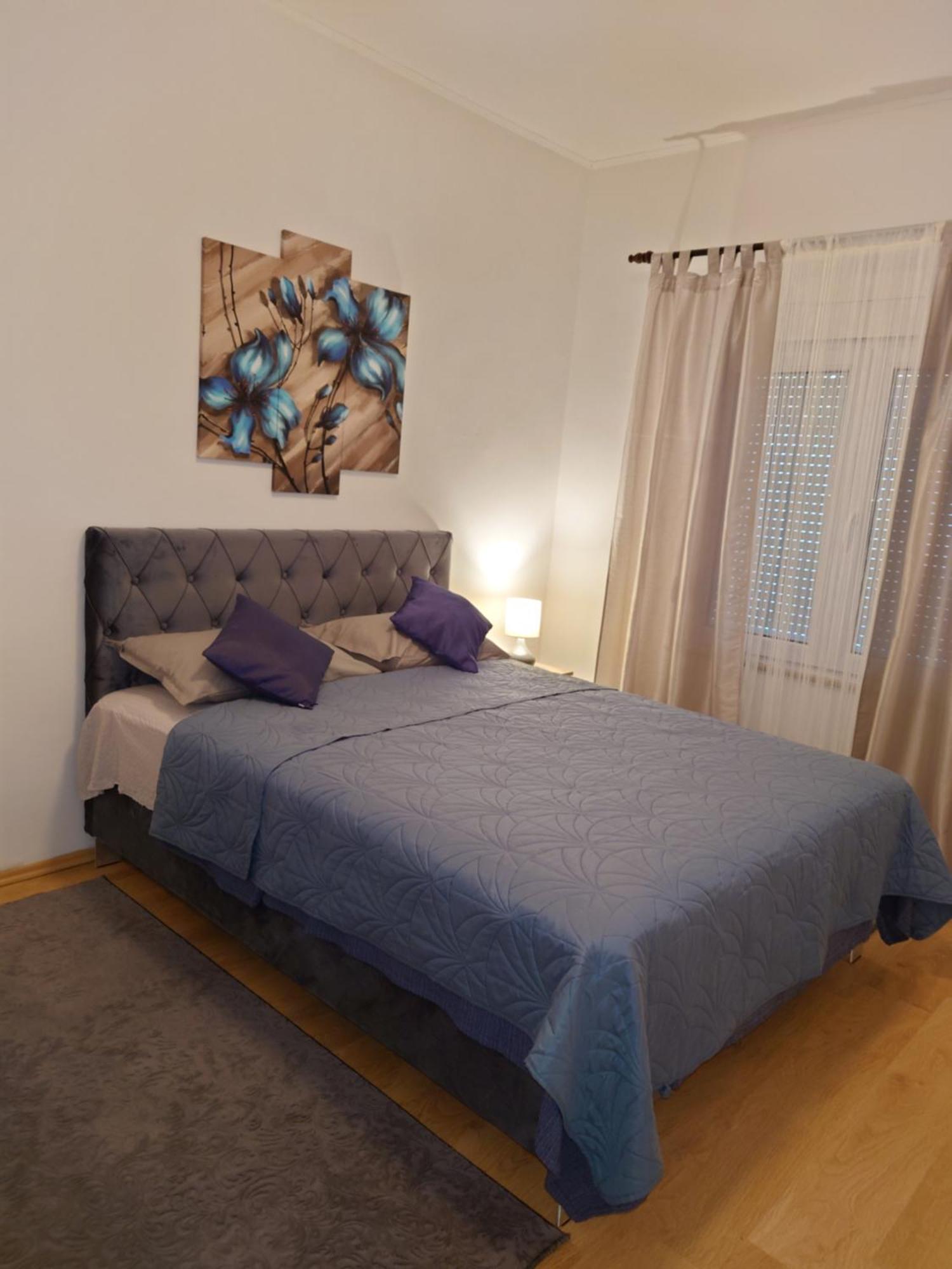 Apartments Tulipan - With Free Private Parking Garage Mostar Ngoại thất bức ảnh